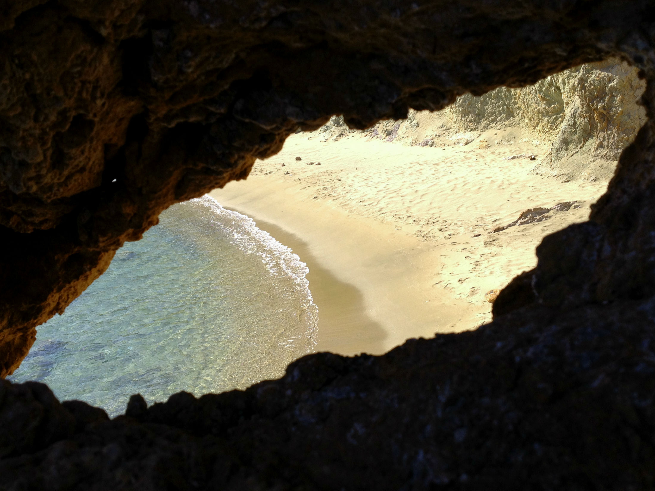 anafi_island00_F1447235087